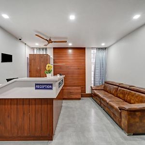 Hotel O Sgr Green Residency